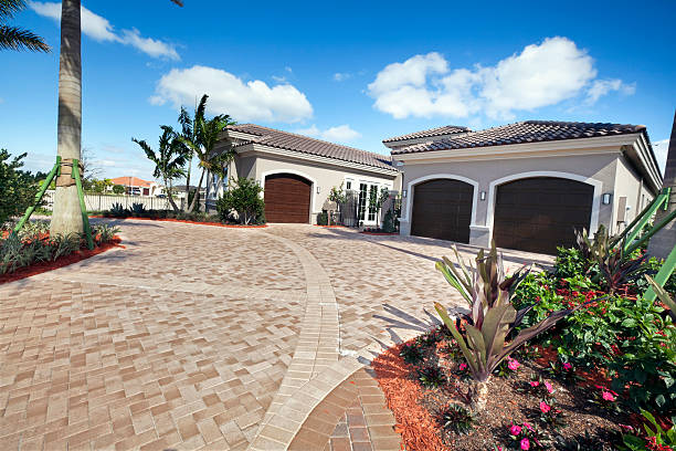 Best Local Driveway Pavers  in Lake Ronkonkoma, NY